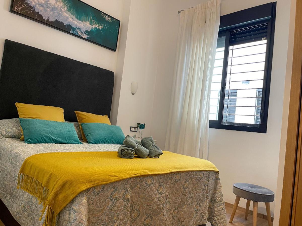 Quiet Apartment In The Heart Of Malaga Pool & Free Parking Exterior photo